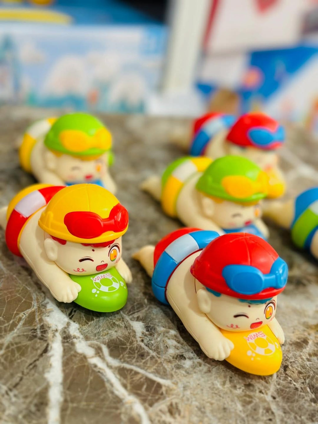 Wind-Up Crawling Swimming Toy – Fun Mechanical Moving Toy for Kids